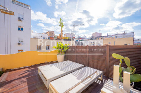 Increible-atico-con-terrazas-en-palacete-modern...