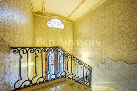 Increible-atico-con-terrazas-en-palacete-modern...