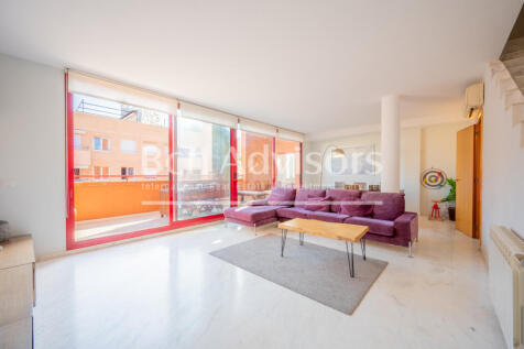 magnifico-duplex-con-terrazas-parking-y-vistas-...