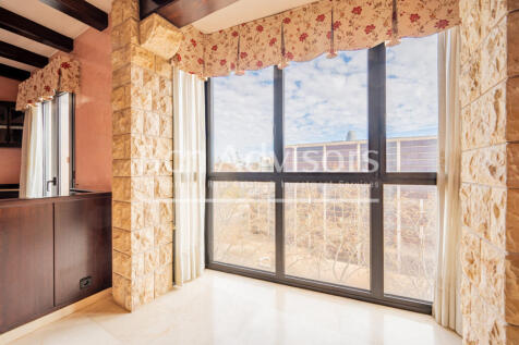 Formidable-luminoso-atico-duplex-con-5-habitaci...