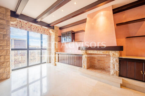 Formidable-luminoso-atico-duplex-con-5-habitaci...