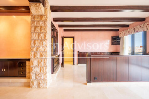 Formidable-luminoso-atico-duplex-con-5-habitaci...