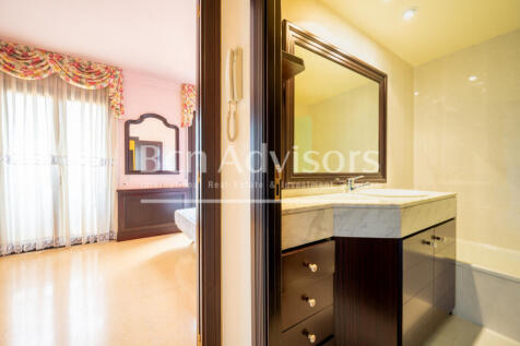 Formidable-luminoso-atico-duplex-con-5-habitaci...