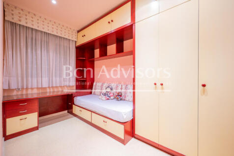 Formidable-luminoso-atico-duplex-con-5-habitaci...