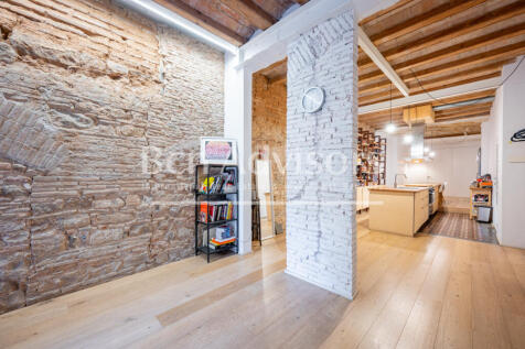 Encantador-piso-de-2-habitaciones-en-pleno-cent...