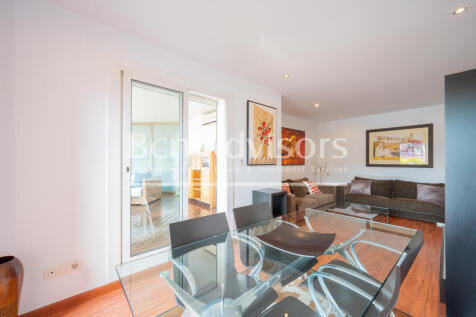 Fantastico-atico-con-terraza-vistas-a-La-Sagrad...