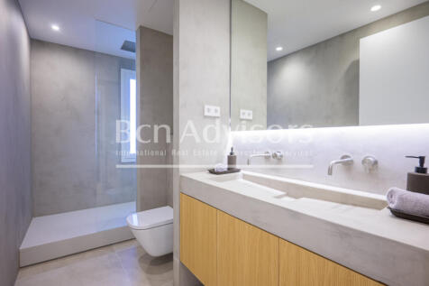 espectacular-y-amplia-vivienda-lujo-reformada-a...