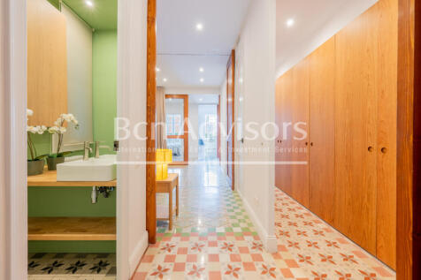 magnifica-vivienda-reformada-estrenar-con-eleme...