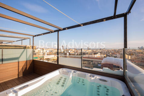 Maravilloso-y-centrico-atico-duplex-con-terraza...