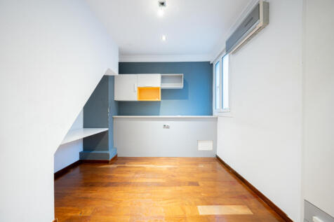 Maravilloso-y-centrico-atico-duplex-con-terraza...