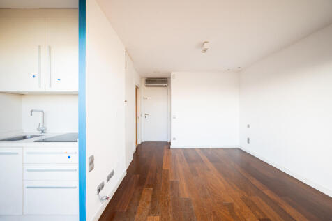 Maravilloso-y-centrico-atico-duplex-con-terraza...