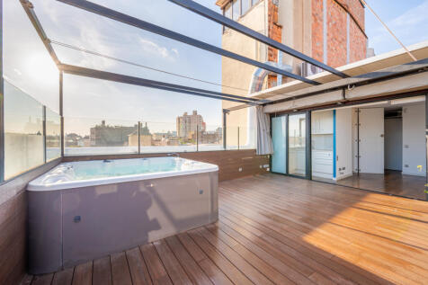 Maravilloso-y-centrico-atico-duplex-con-terraza...