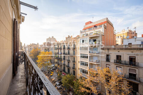 Maravilloso-y-centrico-atico-duplex-con-terraza...