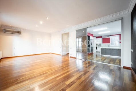 Maravilloso-y-centrico-atico-duplex-con-terraza...