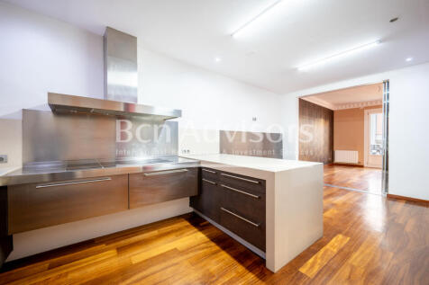 Maravilloso-y-centrico-atico-duplex-con-terraza...