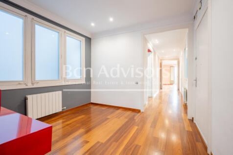 Maravilloso-y-centrico-atico-duplex-con-terraza...