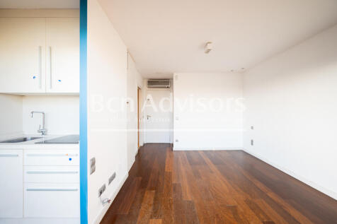Maravilloso-y-centrico-atico-duplex-con-terraza...