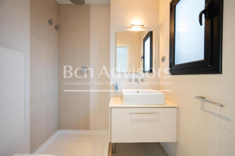 Maravilloso-y-centrico-atico-duplex-con-terraza...