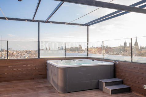 Maravilloso-y-centrico-atico-duplex-con-terraza...