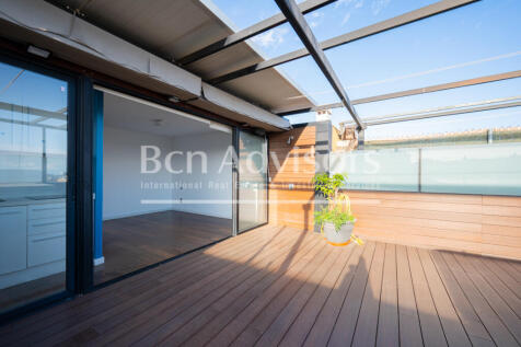 Maravilloso-y-centrico-atico-duplex-con-terraza...