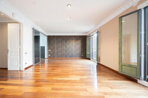 Maravilloso-y-centrico-atico-duplex-con-terraza...