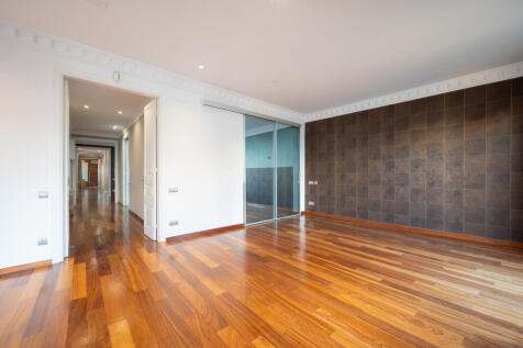 Maravilloso-y-centrico-atico-duplex-con-terraza...