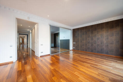Maravilloso-y-centrico-atico-duplex-con-terraza...