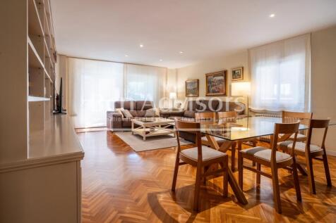 Sensacional-y-amplio-piso-exterior-a-tres-vient...
