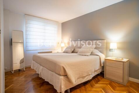 Sensacional-y-amplio-piso-exterior-a-tres-vient...