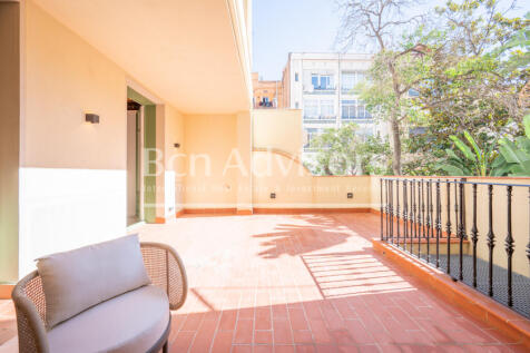 Espectacular-amplio-piso-con-terraza-en-edifici...