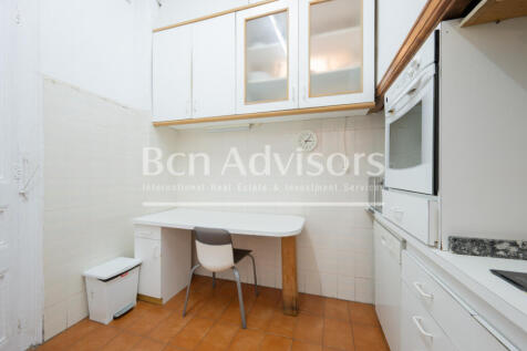 Luminoso-piso-a-reformar-con-elementos-original...