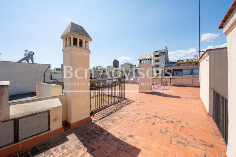 Luminoso-piso-a-reformar-con-elementos-original...