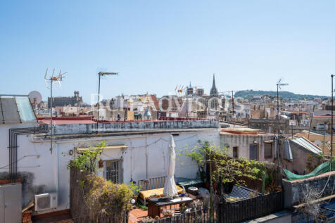 Luminoso-piso-a-reformar-con-elementos-original...