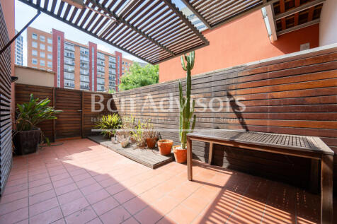 Formidable-piso-con-terraza-y-zona-comunitaria-...