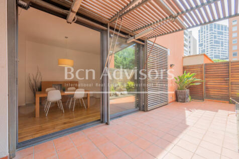 Formidable-piso-con-terraza-y-zona-comunitaria-...
