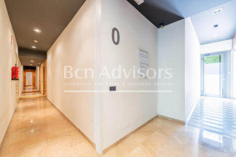 Formidable-piso-con-terraza-y-zona-comunitaria-...