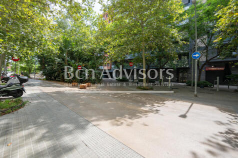 Formidable-piso-con-terraza-y-zona-comunitaria-...