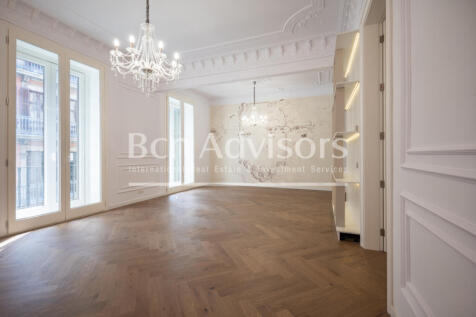 Distinguished-and-bright-newly-renovated-apartm...
