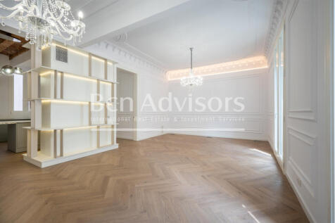 Distinguished-and-bright-newly-renovated-apartm...