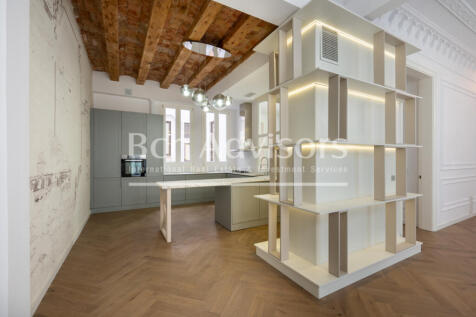 Distinguished-and-bright-newly-renovated-apartm...