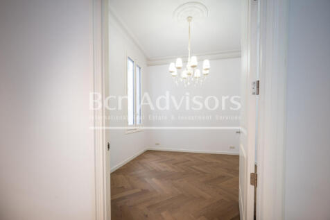 Distinguished-and-bright-newly-renovated-apartm...