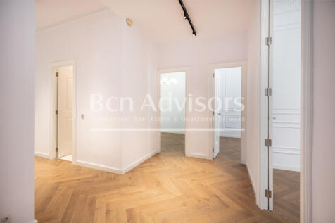 Distinguished-and-bright-newly-renovated-apartm...