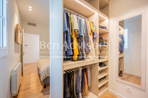 Impecable-atico-de-lujo-con-amplia-terraza-sole...
