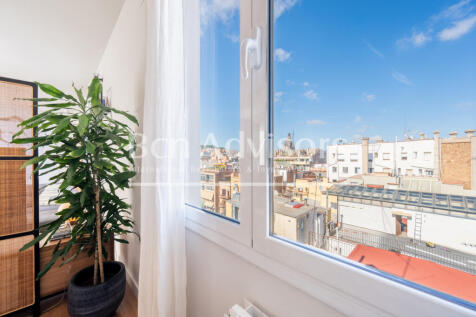 Increible-atico-con-terraza-y-espectaculares-vi...