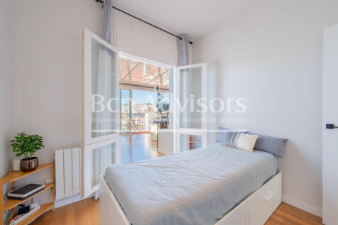 Increible-atico-con-terraza-y-espectaculares-vi...