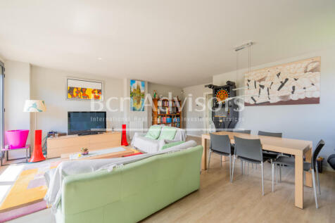 Maravilloso-piso-en-primera-linea-de-mar-con-pi...