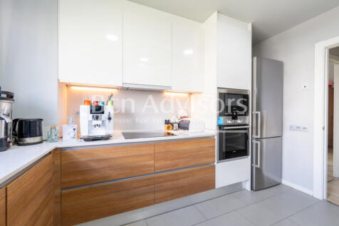 Maravilloso-piso-en-primera-linea-de-mar-con-pi...