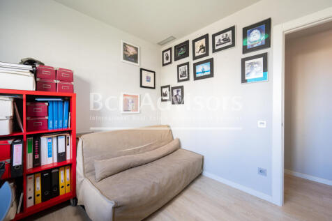 Maravilloso-piso-en-primera-linea-de-mar-con-pi...