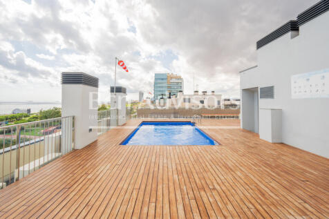 Maravilloso-piso-en-primera-linea-de-mar-con-pi...