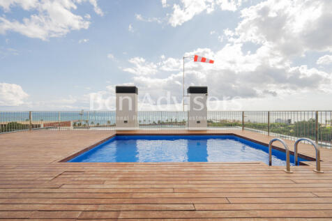 Maravilloso-piso-en-primera-linea-de-mar-con-pi...